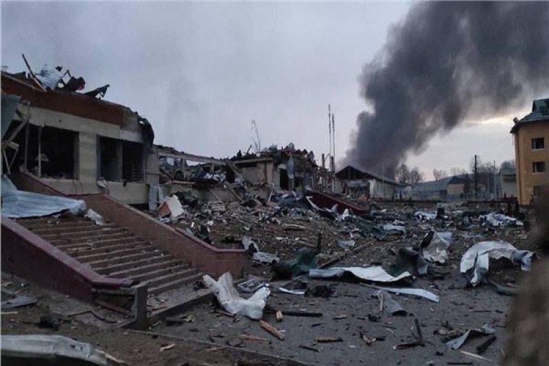 Руските сили нанесоха въздушен удар срещу военна база край Яворов