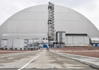Украинската атомна електроцентрала в Чернобил отново е без ток съобщава