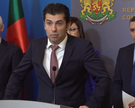 Премиерът: Оставете Фейсбук и паниката! Да не даваме на спекуланти да ловят риба в мътна вода