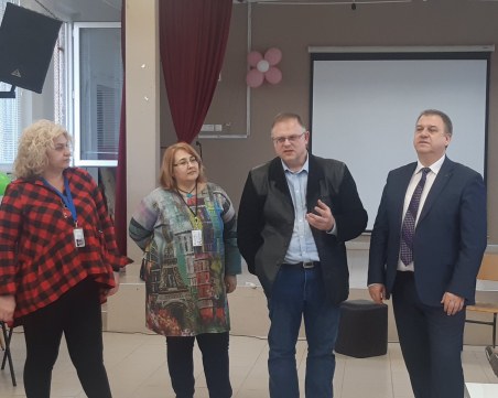 Прокурори от Пловдив изнесоха открит урок пред ученици от СУ 