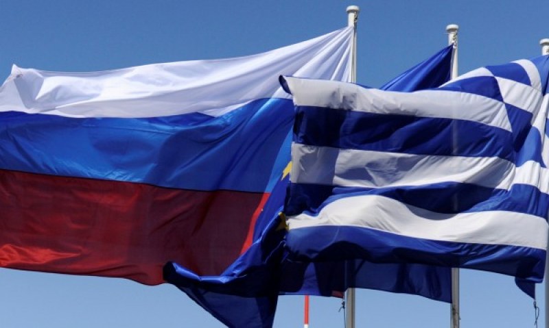 Гърция замразява активите на над 800 руснаци