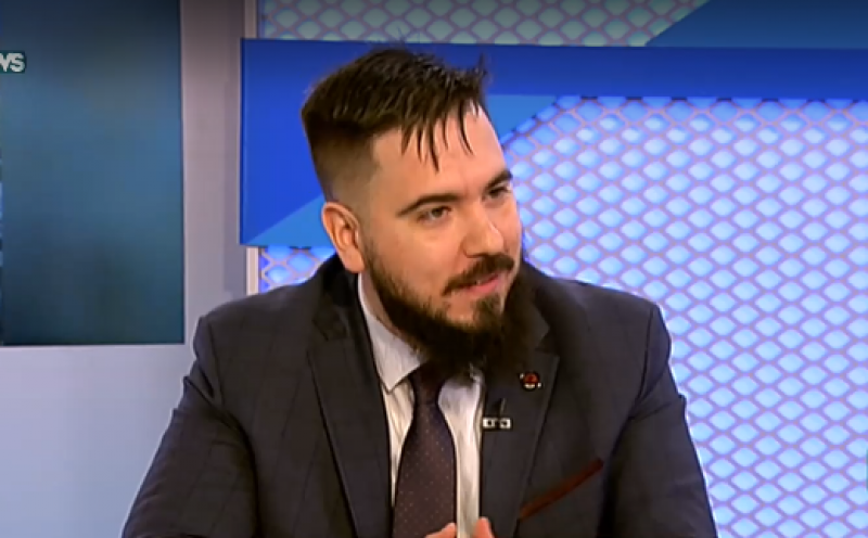 Икономист: Ще обеднеем с още 10%, ако заплатите не се увеличат