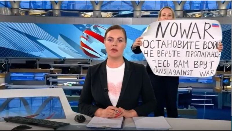 Интересна сцена се разигра тази вечер по националната руска телевизия