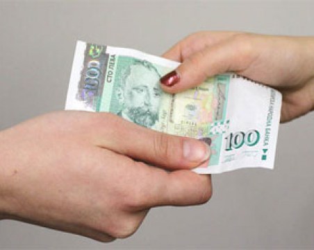 Пловдивчанка открадна личната карта на най- добрата си приятелка и изтегли кредит