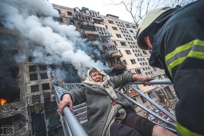 Силни експлозии са се чули в центъра на Киев, предаде