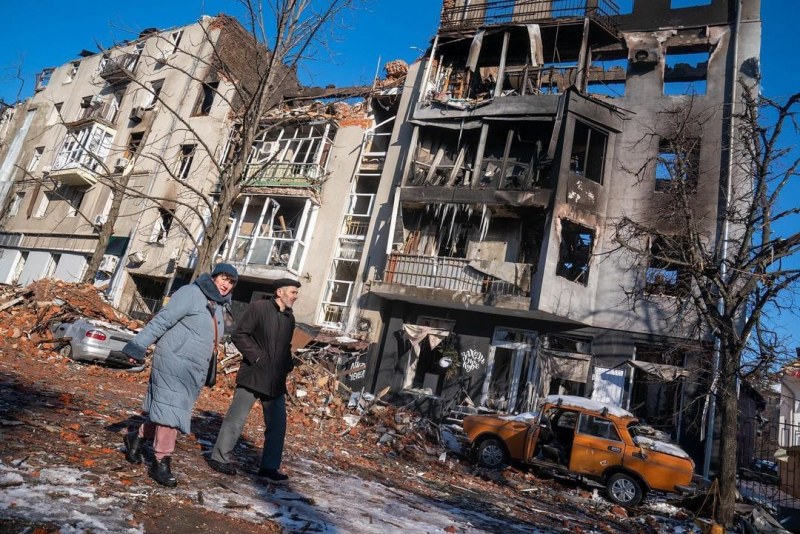 Украйна: Четирима са загинали при обстрел в Киев
