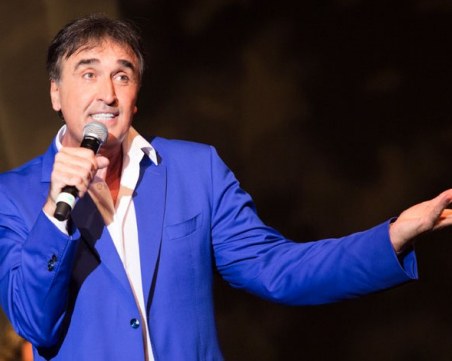 Веселин Маринов ще пее в най-новото място за събития в Пловдив този петък