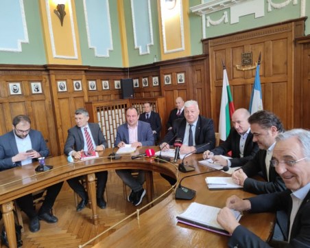 Зико: Дайте ми 1 млрд. и ще направя чудеса в Пловдив, бюджетът от 526 млн. лева е реален