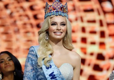 Каролина Белавска от Полша спечели 70 ото издание на конкурса Мис Свят