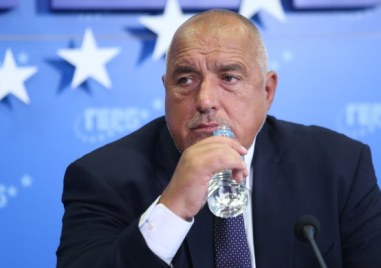 Лидерът на ГЕРБ Бойко Борисов е задържан съобщи Нова Телевизия