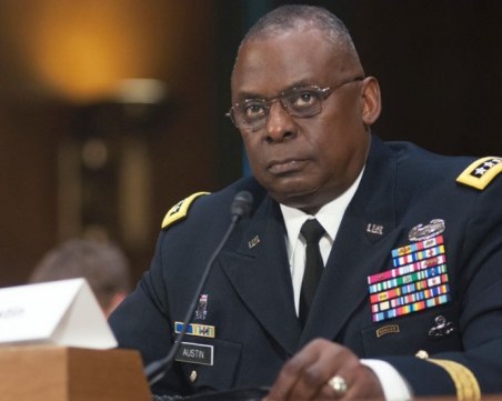 Кирил Петков се среща с американския министър на отбраната