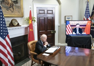 Разговорът между президента на САЩ Джо Байдън и китайския му