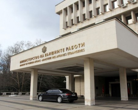 България обяви 10 руски дипломати за персона нон грата