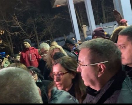 ГЕРБ призова всички членове и симпатизанти на протест за сваляне на правителството