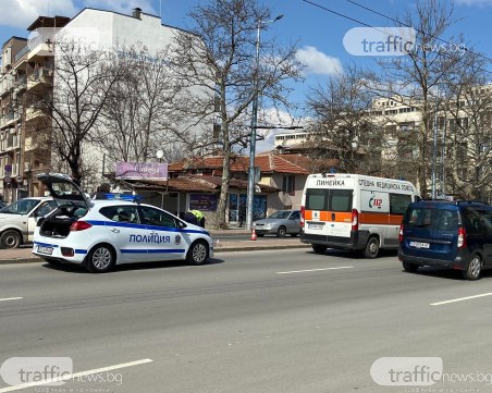 Кола блъсна възрастна жена на кръстовището на бул. 