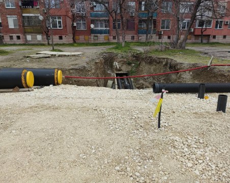 Пренасочват 500 млн. лева за пътни ремонти и ВиК – изключват Пловдив и големите градове за проектите