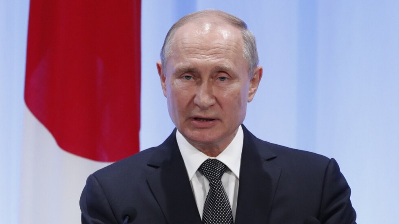 Путин към Шолц: Украйна протака преговорите
