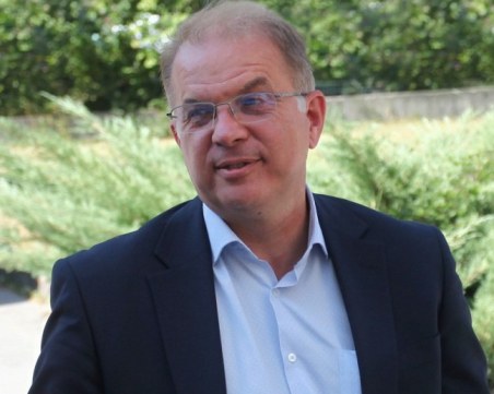 Радомир Чолаков поиска оставката на Бойко Рашков