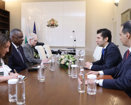 САЩ изпраща бойна група в България