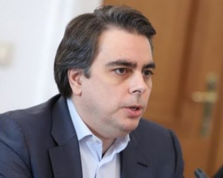 Василев: Каквото и да поискат американските партньори от нас, решението е на България