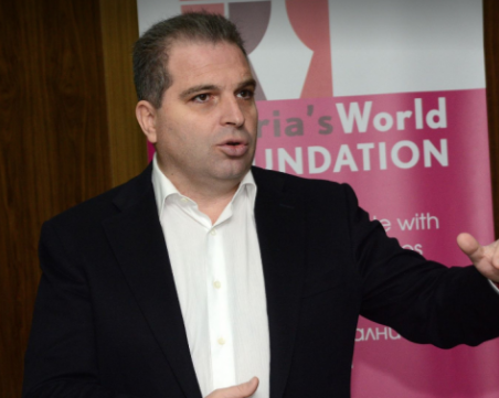 Министър Караджов: Винетките няма да поскъпват, по-скоро са за намаляване