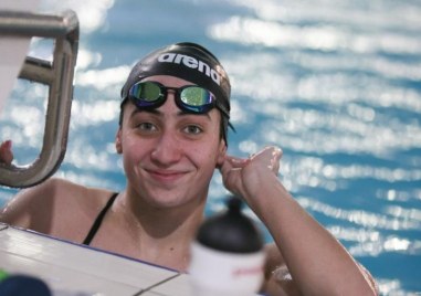 Най добрата българска плувкиня Диана Петкова записа още две забележителни постижения
