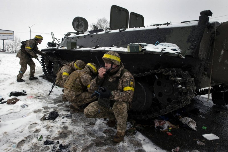 Украинската армия провежда контраофанзиви, които направиха възможно, по-специално на юг,
