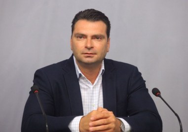 Подавам оставка като председател на групата съветници в Софийския общински