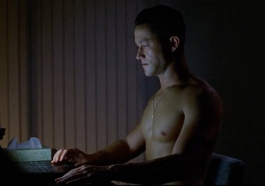 Порносексуалността е в разгара си защото отношенията между хората са