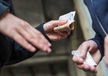 Арестуваха наркодилър след спецакция в Пловдив В понеделник 42 годишният пловдивчанин