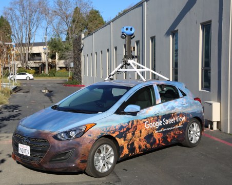 Автомобилите на Google тръгват отново из България, заснемат и Пловдив