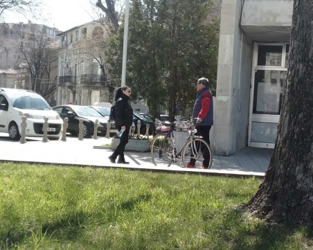 Общинска полиция подхвана велосипедистите, глобява нарушителите