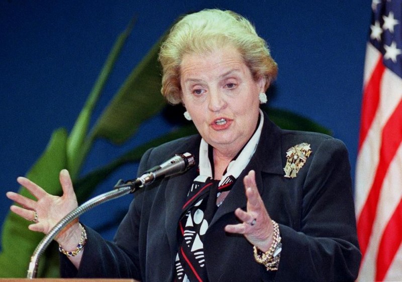 Почина първата жена държавен секретар на САЩ