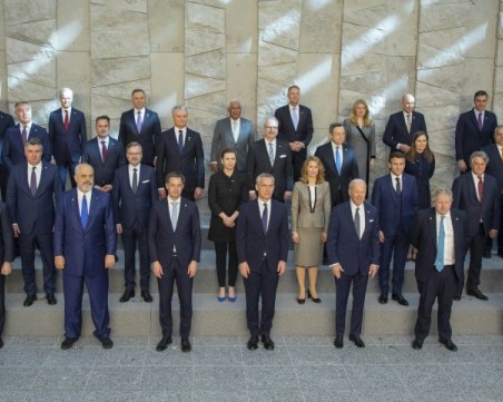 Официално: НАТО разполага бойни групи в четири държави, сред тях и България