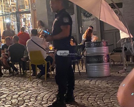 Задържаха апаш, задигнал чанта в Капана