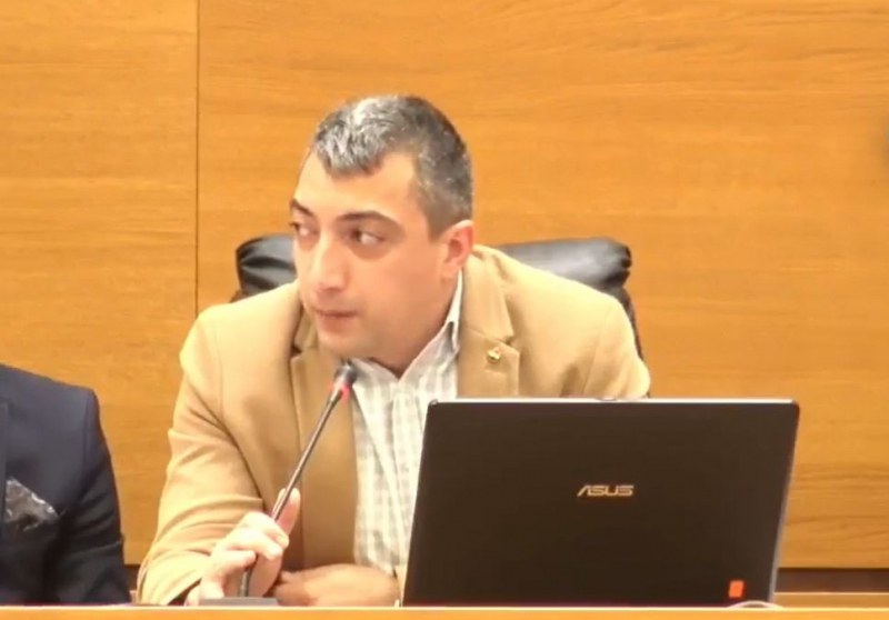Зам.-кмет на Пловдив обвини съветник в расизъм заради бежанците – не искал хора извън Европа