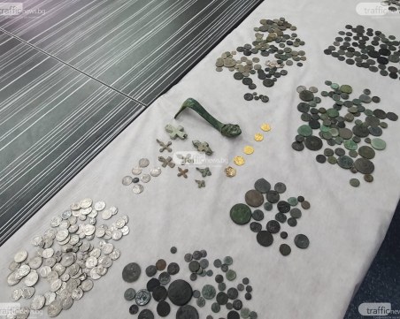 Изправят пред съда в Пловдив крупни търговци на културни ценности и монети
