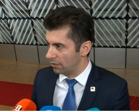 Петков от Брюксел: ЕК ще преговаря с 