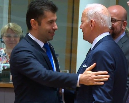 Петков: Путин използва корупцията за влияние в България