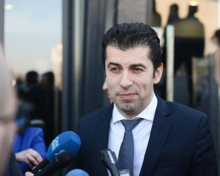 Петков: Зеленски знае, че сме твърдо зад него