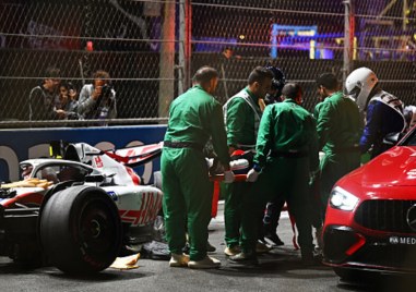 Тежка катастрофа прекъсна квалификацията за Гран При на Саудитска Арабия