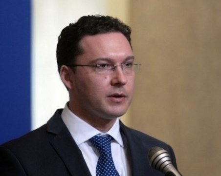 Даниел Митов: Нашият национален интерес е да помогнем на Украйна с оръжия