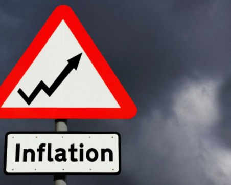 Експерти съветват как да разходваме заплатата си по време на инфлация