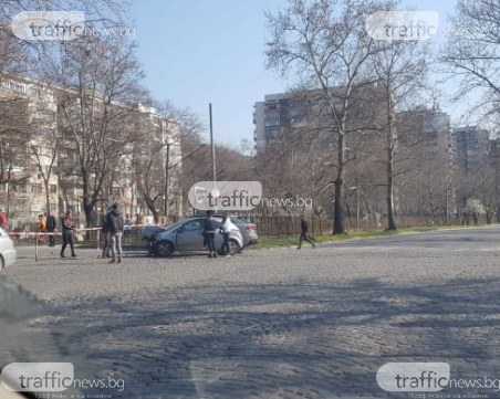 Катастрофа на прелез в Пловдив, един от шофьорите избяга