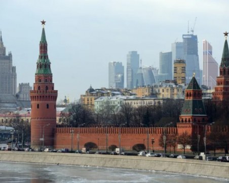 Русия ограничи още медии