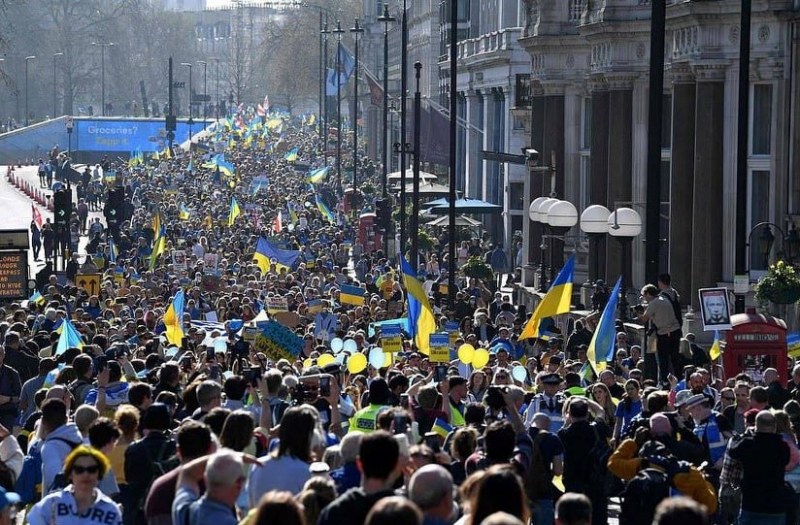 Мащабен протест срещу войната в Украйна се проведе в Лондон
