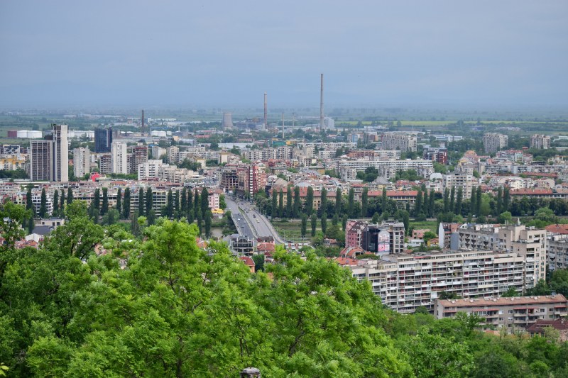 Новата седмица започва с пролетно време в Пловдив