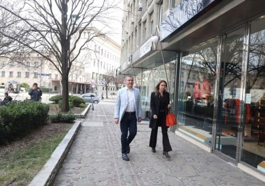 На разпит в прокуратурата в 15 45 часа пристигна и бившият