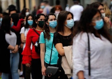 Испания третира от днес коронавирусната инфекция почти като нормално заболяване