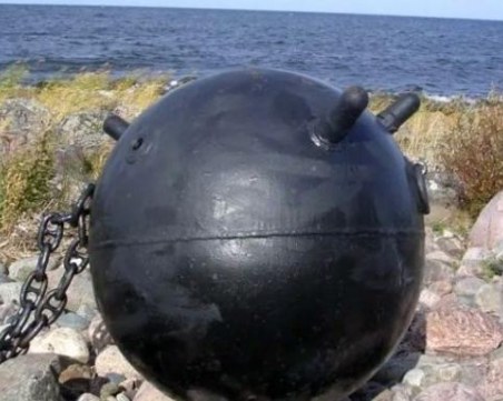 Варненски рибари се страхуват да влизат в морето заради мини